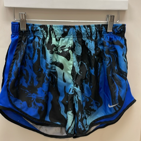 Nike Women’s Brief-Lined Blue Marble Running Shorts, Size Medium - Picture 1 of 12